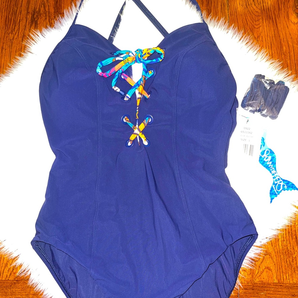 NWT SkinnyDippers Womens Swimsuit - L
